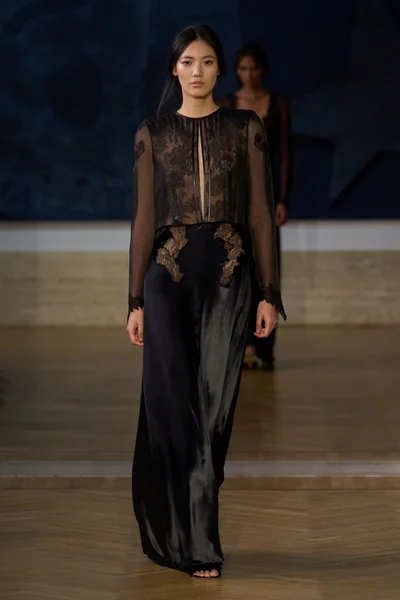 Look 65